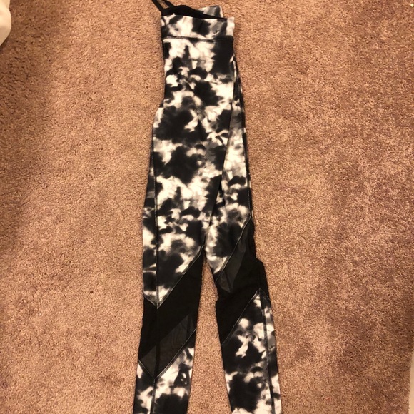 Patterned & Mesh athletic leggings - Picture 3 of 3